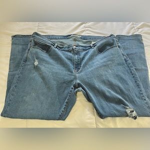 Levi’s 711 Plus size skinny jeans, slightly distressed, size 20W